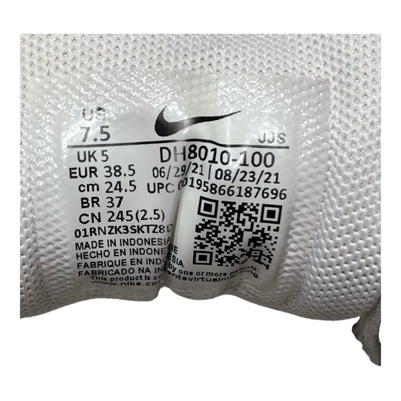 Women’s Nike Air Max 90 Triple White Sneakers - Picture 8 of 8